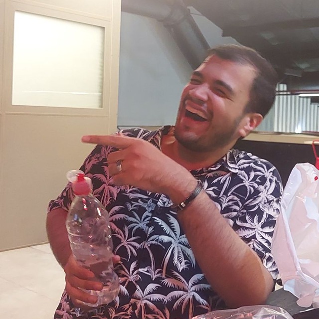 صادق محمودآبادی